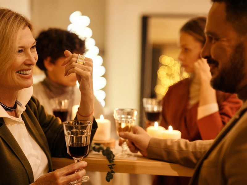 How to talk with your loved ones about the 3 Rs during the holidays